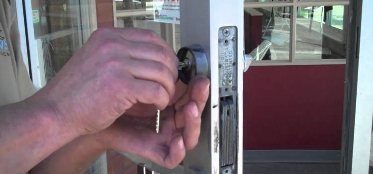 commercial door lock repair Moreno Valley